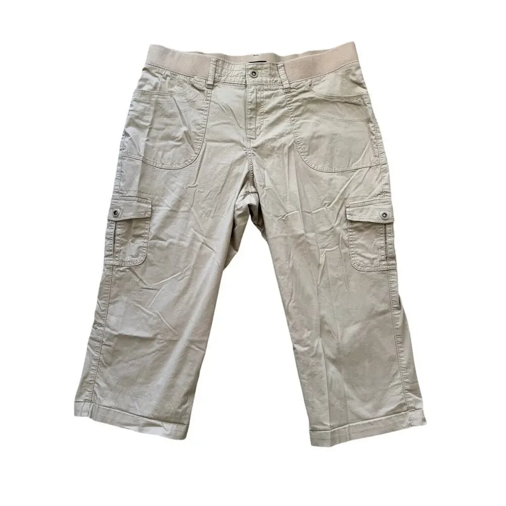 LEE Women's Relaxed fit; Mid Rise; Cropped pants, Khaki, size 16 W